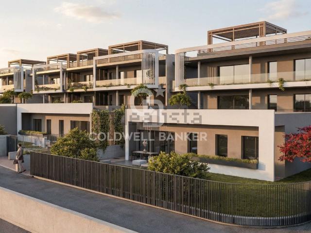 Case e ville in vendita di 146 m² in Viale Chieti, 32