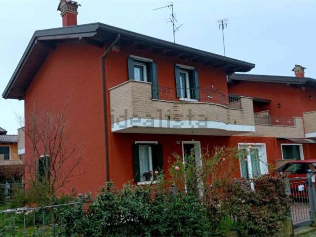 Case e ville in vendita di 147 m² in Via Alta