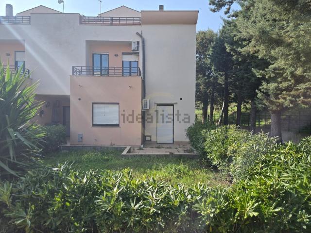 Case e ville in vendita di 147 m² in Viale Buccheri, 89