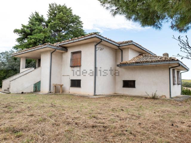Case e ville in vendita di 147 m² in Contrada Caltrucci