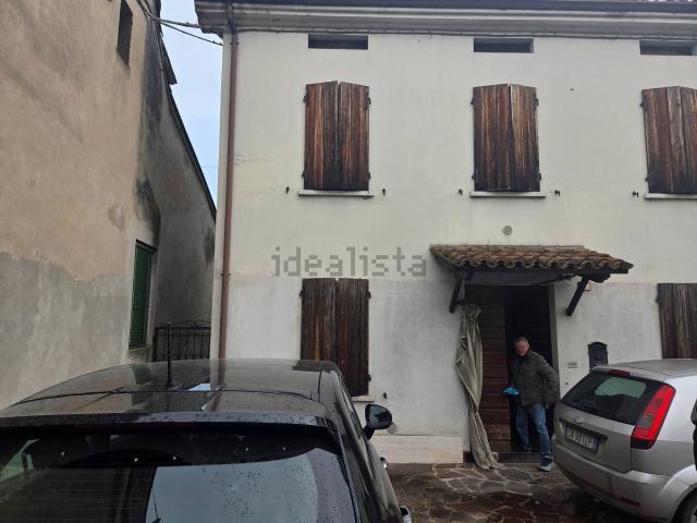 Case e ville in vendita di 148 m² in Via Bonazza