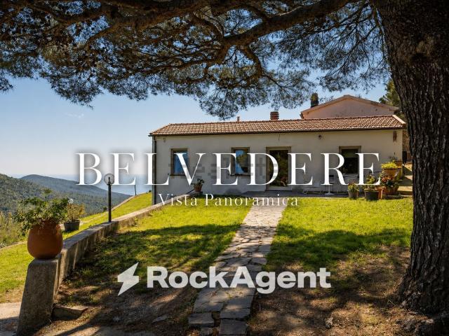 Case e ville in vendita di 148 m² in Via delle Vignacce, 18