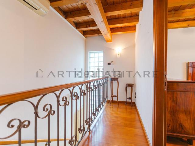 Case e ville in vendita di 148 m² in Via Egidio Marcon