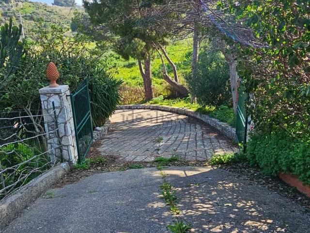 Case e ville in vendita di 148 m² in Contrada Sarmuci