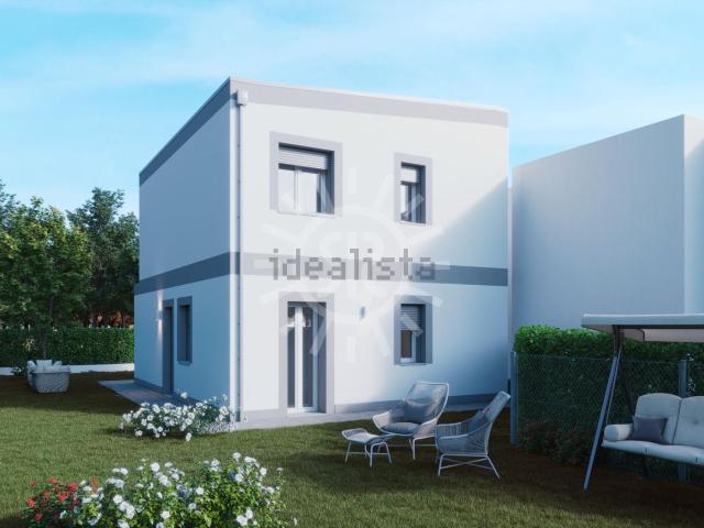 Case e ville in vendita di 149 m² in Via Gioacchino Rossini