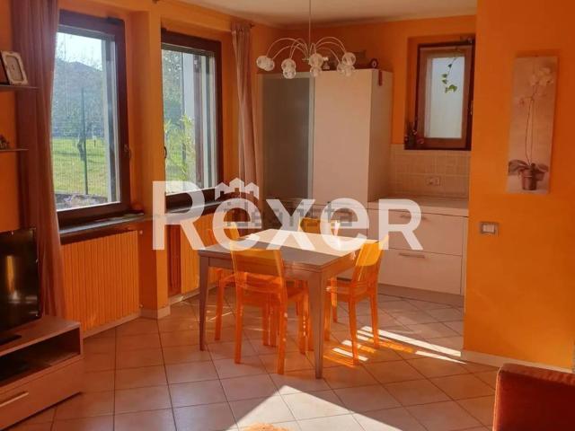 Case e ville in vendita di 149 m² in Vicolo Giosue&apos  Carducci