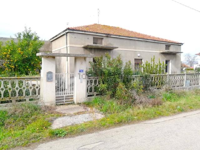 Case e ville in vendita di 149 m² in Strada Provinciale