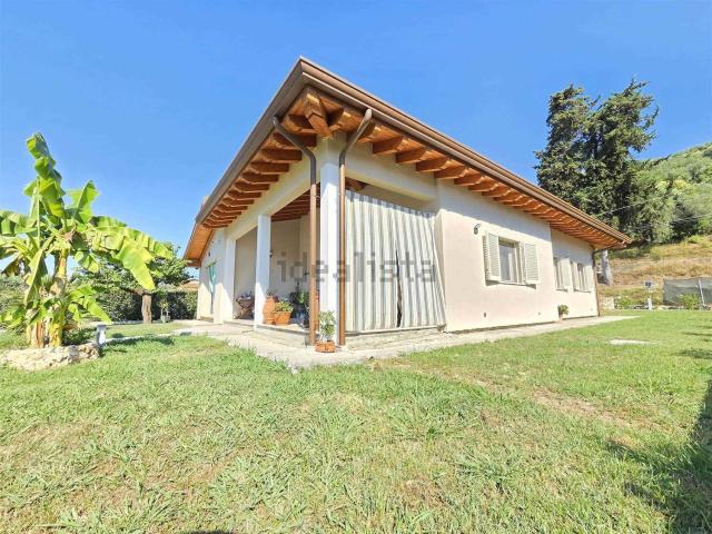 Case e ville in vendita di 150 m²