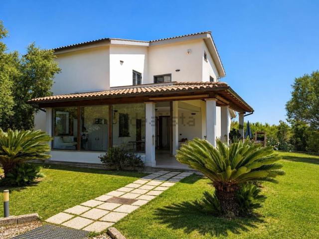Case e ville in vendita di 150 m²