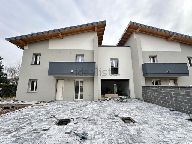 Case e ville in vendita di 150 m²