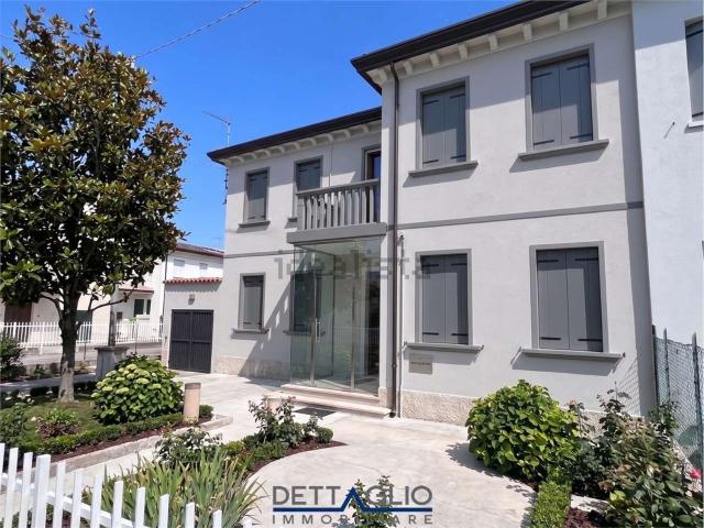 Case e ville in vendita di 150 m²