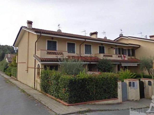 Case e ville in vendita di 150 m²