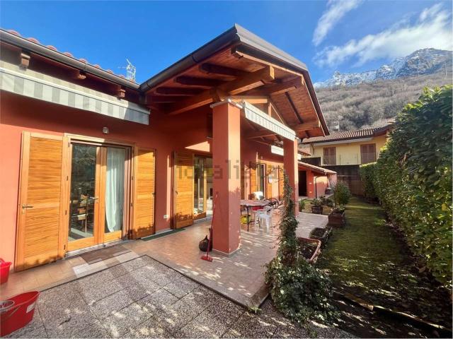 Case e ville in vendita di 150 m²
