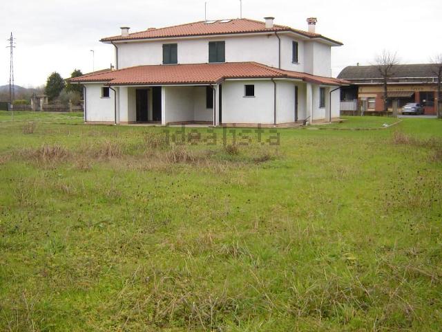Case e ville in vendita di 150 m²