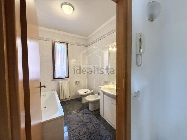 Case e ville in vendita di 150 m² in Traversa XII Pineta