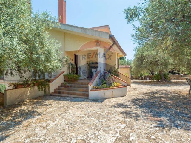 Case e ville in vendita di 150 m² in Traversa la Marchesa