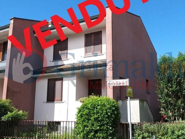 Case e ville in vendita di 150 m² in Via Cogozzo, 7