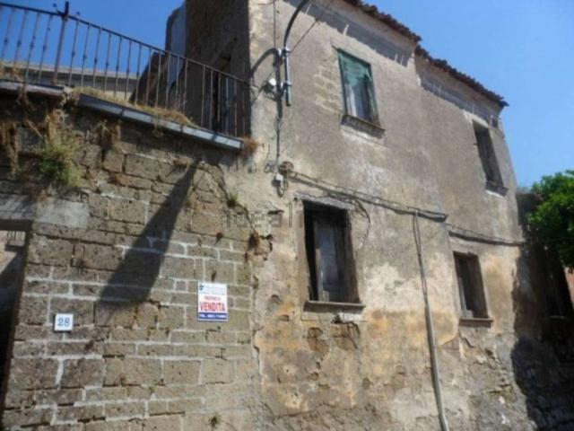 Case e ville in vendita di 150 m² in Via Castello