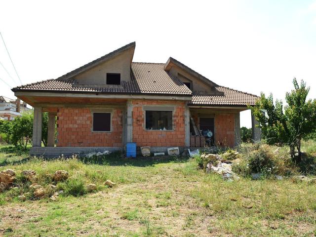 Case e ville in vendita di 150 m² in Via Angelo Faro