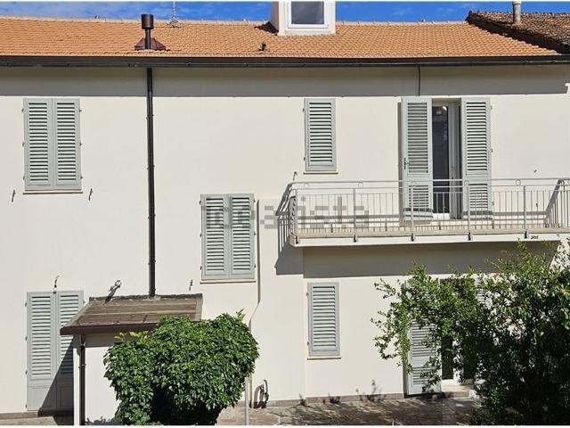 Case e ville in vendita di 150 m² in Via Augusto Righi