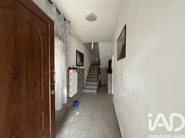 Case e ville in vendita di 150 m² in Via G. Bignardi
