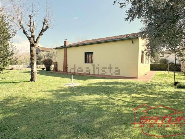 Case e ville in vendita di 150 m² in Via Giovanni Diodati