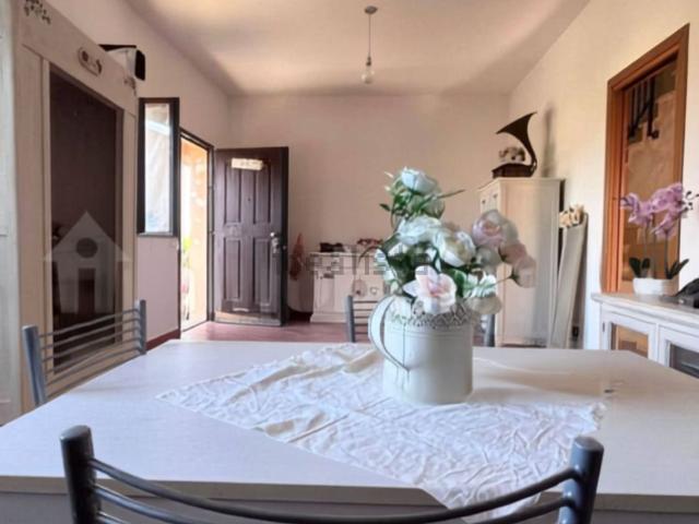 Case e ville in vendita di 150 m² in Via Grotte di Postumia