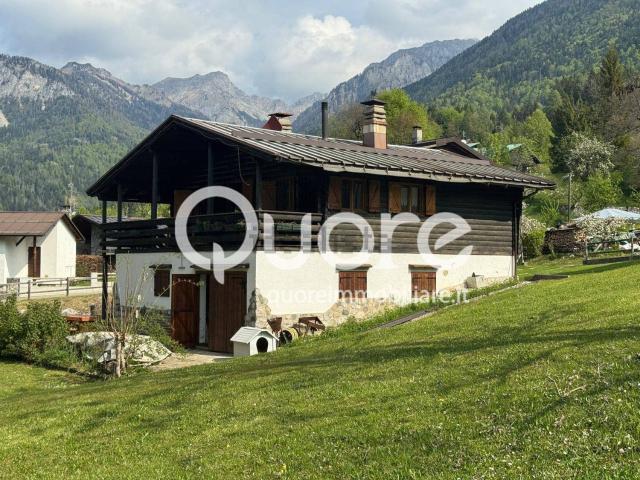 Case e ville in vendita di 150 m² in Via Fontanon