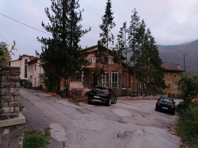 Case e ville in vendita di 150 m² in Via Leopoldo