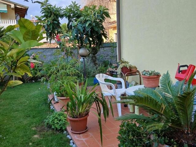 Case e ville in vendita di 150 m² in Via San Leonardo