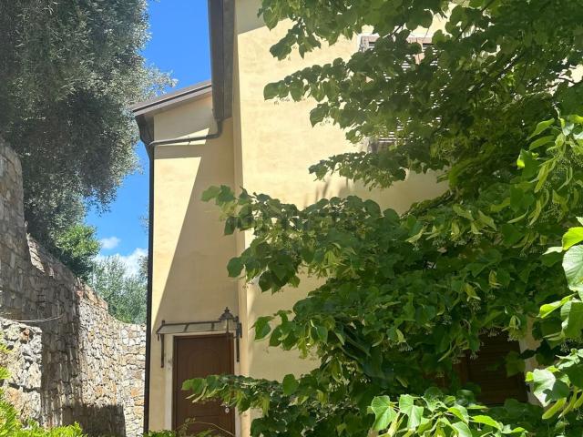 Case e ville in vendita di 150 m² in Via San Sebastiano, 6