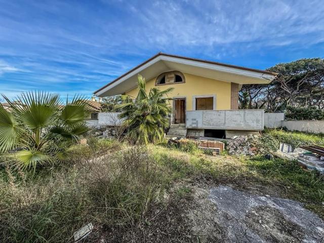 Case e ville in vendita di 150 m² in Via Padre Massaruti