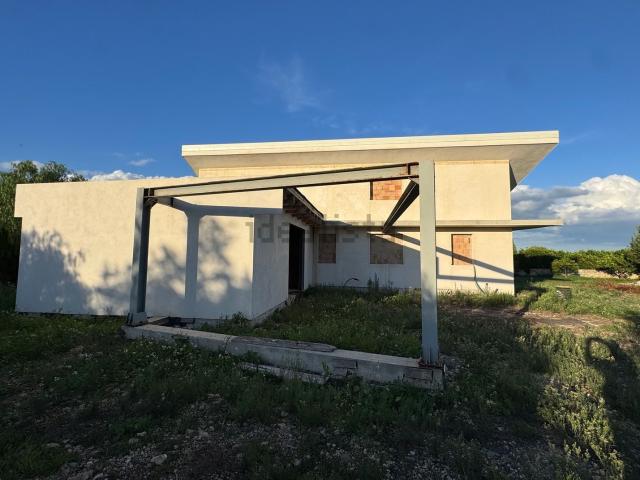 Case e ville in vendita di 150 m² in Via Palma