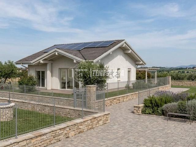 Case e ville in vendita di 150 m² in Via Palmiro Togliatti