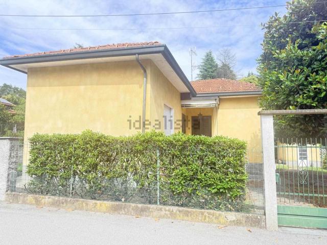 Case e ville in vendita di 150 m² in Via Pessone, 10
