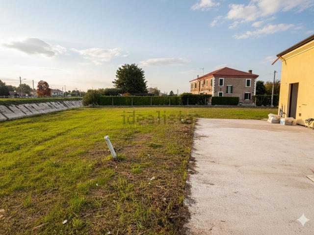 Case e ville in vendita di 150 m² in Via Ramodipalo Centro