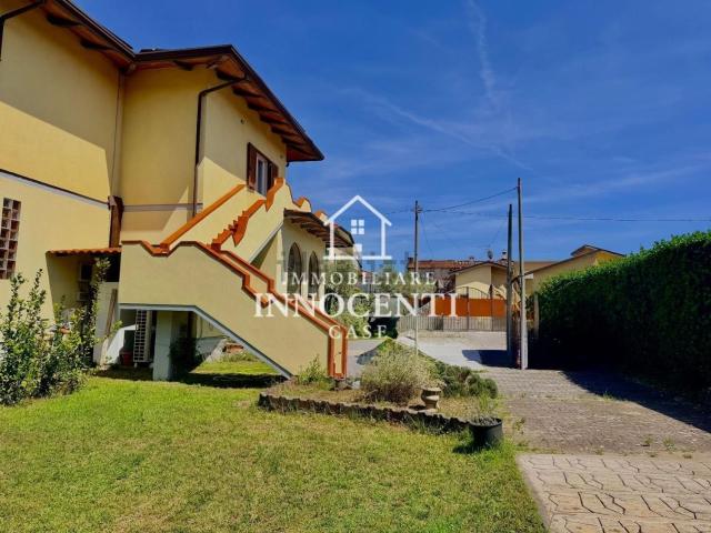 Case e ville in vendita di 150 m² in Via Ricortola, 151