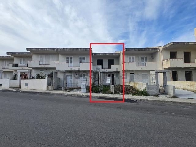 Case e ville in vendita di 150 m² in Via Valdina, 26