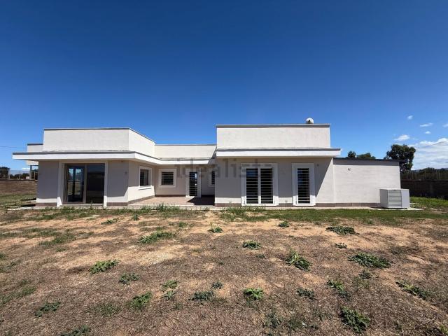 Case e ville in vendita di 150 m² in Via Ventimiglia