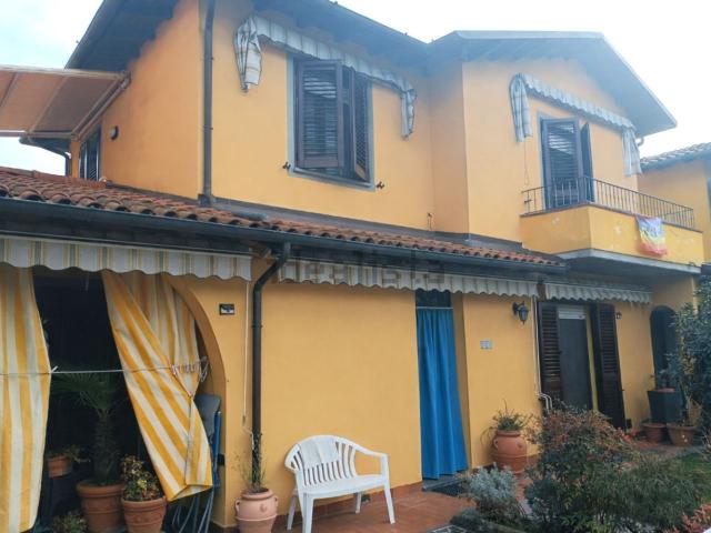Case e ville in vendita di 150 m² in Viale Papa Giovanni XXIII