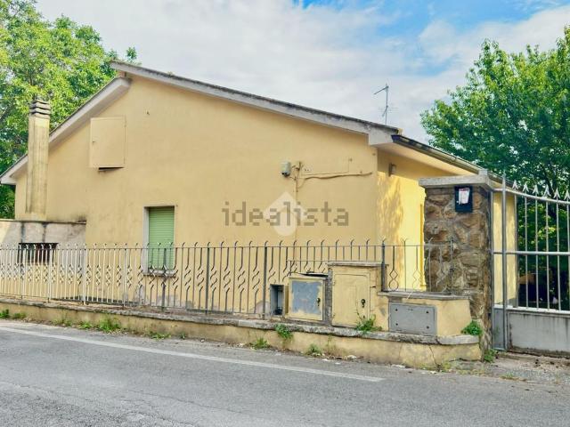 Case e ville in vendita di 150 m² in Vicolo di Colle Febbraro, 8