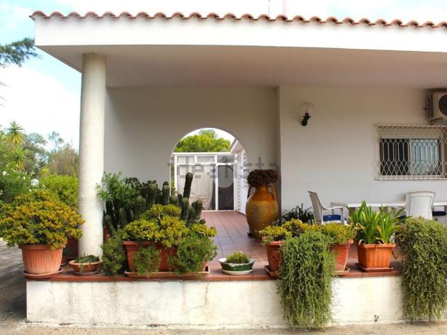 Case e ville in vendita di 150 m² in Contrada Aspri