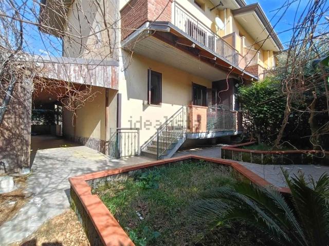 Case e ville in vendita di 150 m² in Contrada Sant&apos Eustachio Pennini