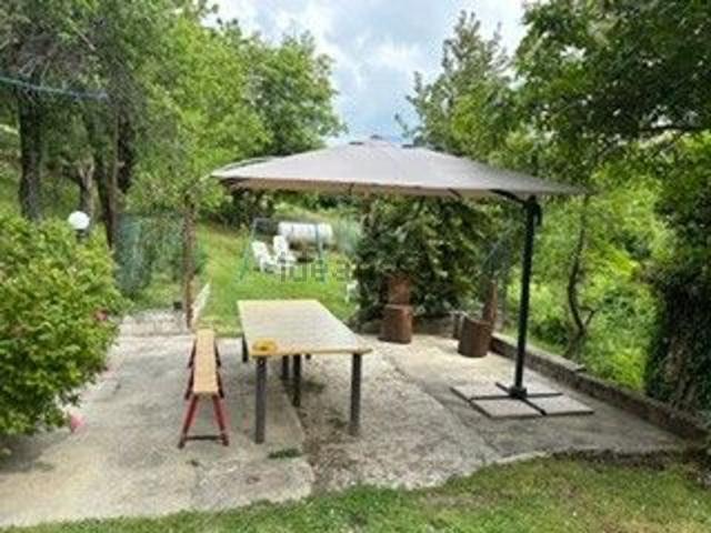 Case e ville in vendita di 150 m² in Frazione Vestana Superiore, 29