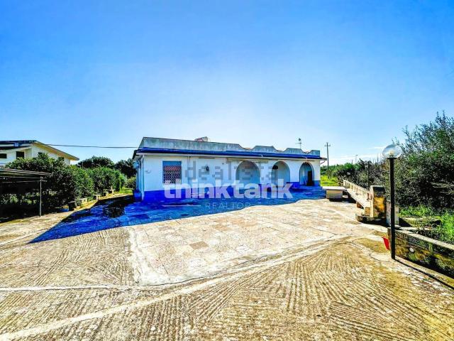 Case e ville in vendita di 150 m² in Strada Provinciale 64