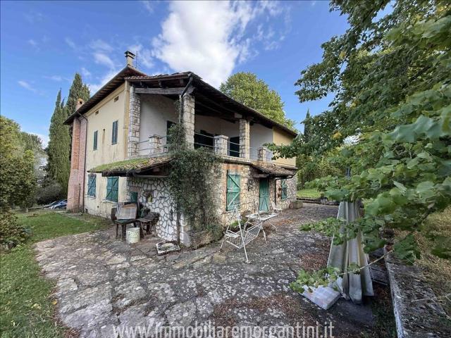 Case e ville in vendita di 1518 m²