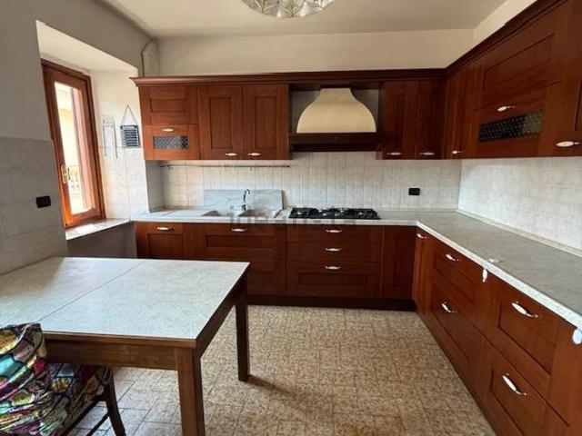 Case e ville in vendita di 151 m² in Via Verbania