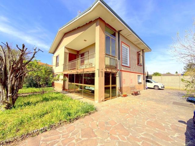 Case e ville in vendita di 152 m²