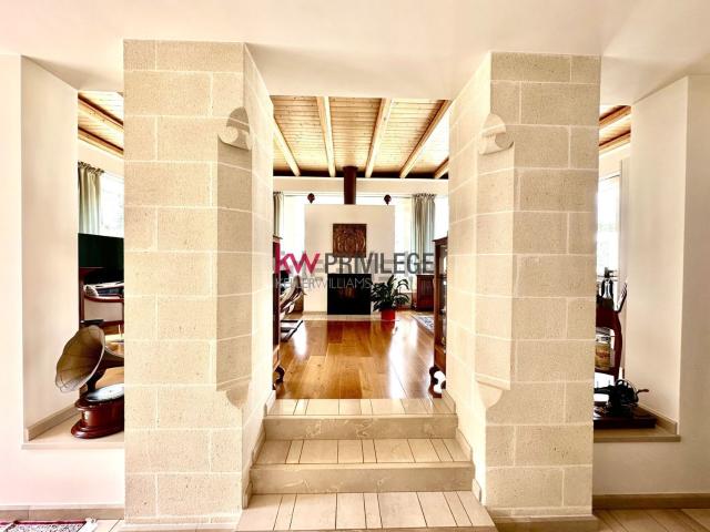 Case e ville in vendita di 152 m² in Via Mannara, 24