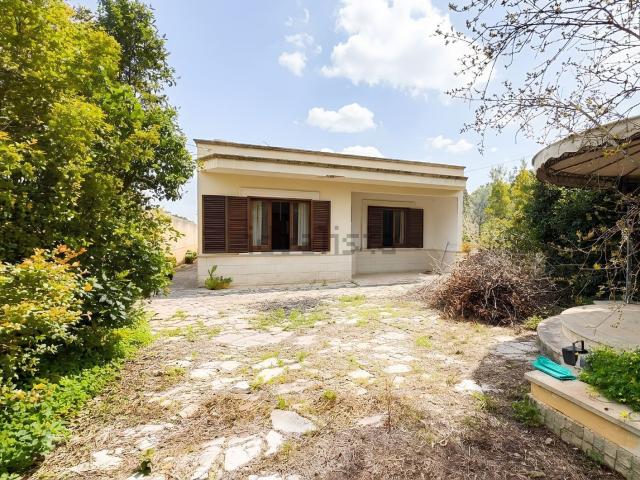 Case e ville in vendita di 152 m² in Via Masserei, 140